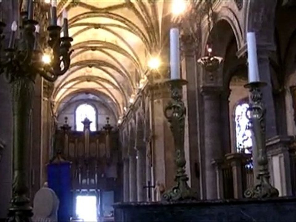 visite de l'abbatiale Saint Martin du Cateau