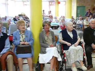 Breteuil : Jeanne 4e centenaire de la maison de retraite