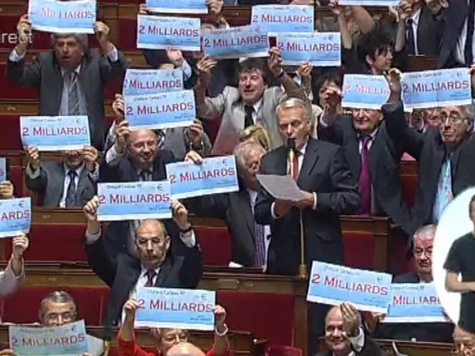 Des chèques de 2 milliards d’euros: bronca à l'Assemblée