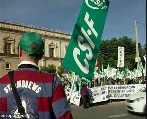 Miembros del CSI-F se manifiestan