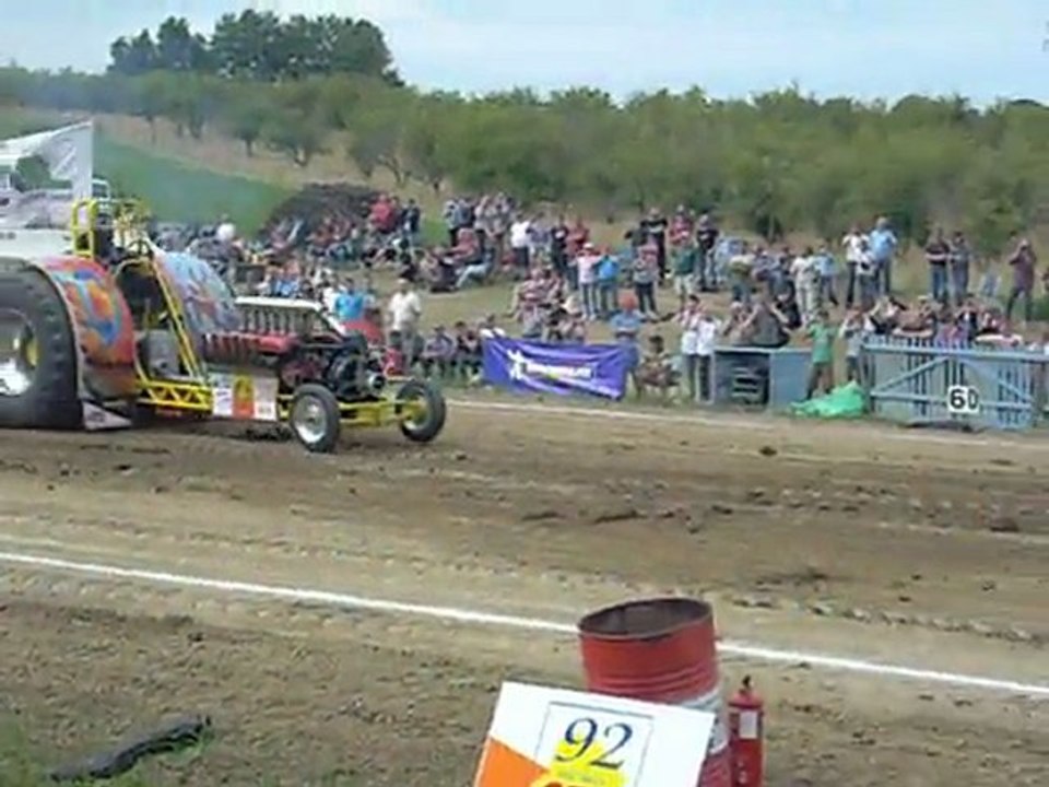 vil coyotte levignac de guyenne tracteur pulling 2011
