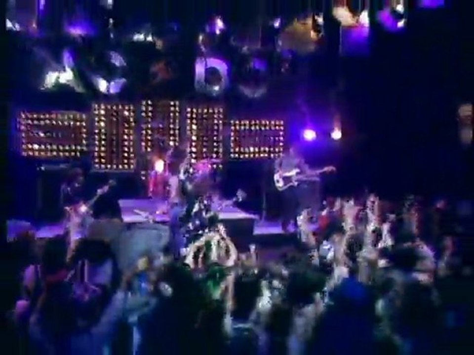 AC/DC - Dirty Deeds Done Dirt Cheap