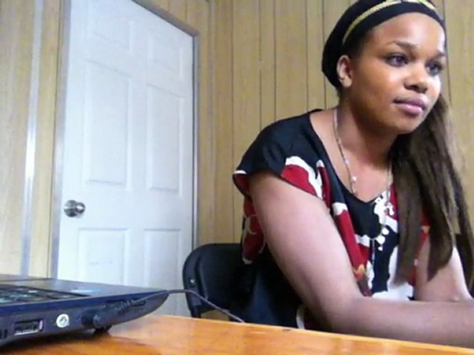 Mélissa Nkonda sur Francophonie Express aux Francofolies de Montréal (2011)