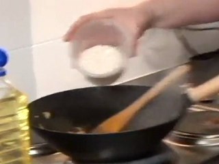 How To Make Spanish Seafood Paella