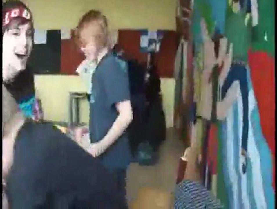 Wer von euch kennt eigentlich  auf FACEBOOK!!