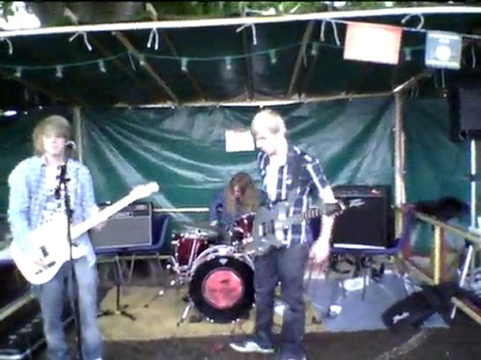 The Otters - Un Souvenir / Le Temps d'un Concert / Fuck This Drummer ! / la Loutre - Live 06/06/11