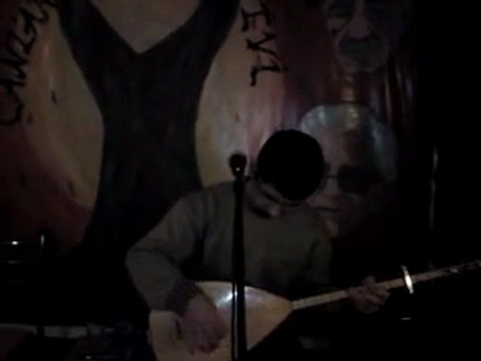 BENDE SEVDAMI BIRAKTIN