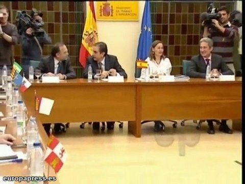 Gómez dará más formación a los desempleados