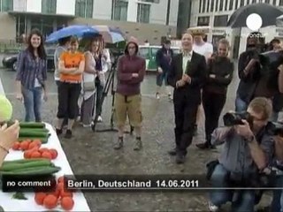 Berlin's cucumber eating contest - no comment