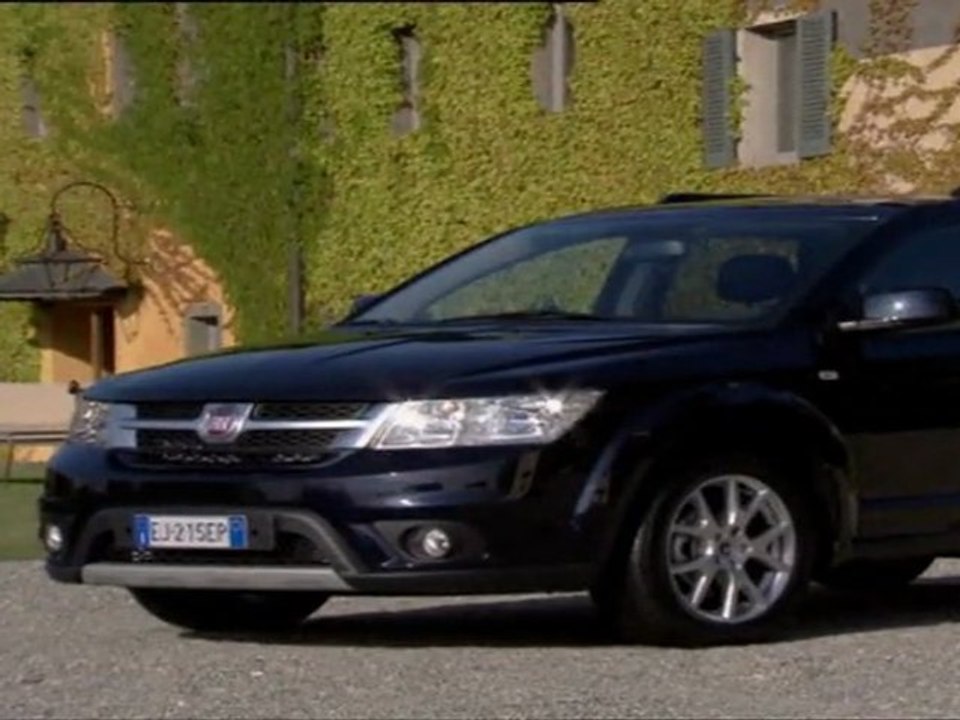 Fiat Freemont - Premières images officielles statiques en extérieur