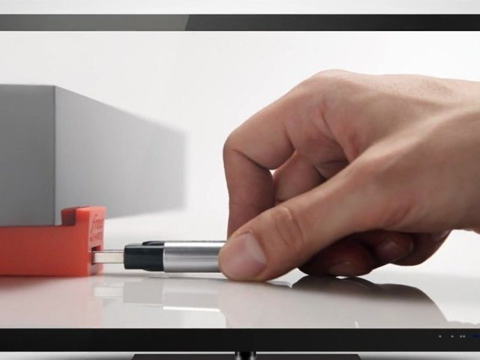 Publicité Freebox Révolution (juin 2011) n°1