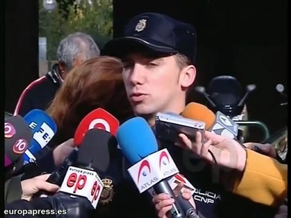 Rescatado niño abandonado en un coche