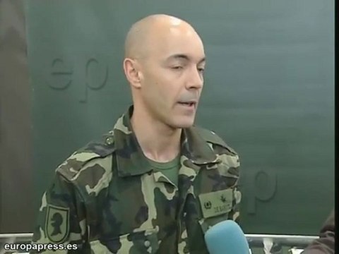 Carme Chacón agradece la labor de militares