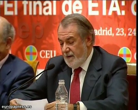 ETA estará en las municipales y ayudará a Zapatero