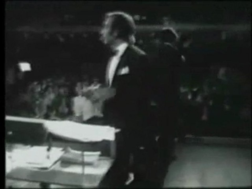 Cliff Richard - When I'm 64 - Berlin