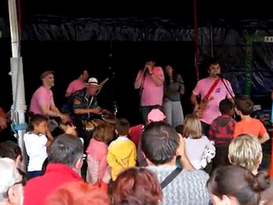 2011-06-12 Bonamia & Toma Sidibé et autres à St Cyr