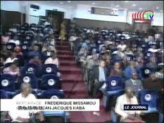 Conférence-débat sur l’accessibilité des populations aux médicaments