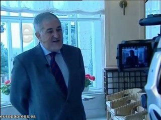 Pumpido:"Para presentarse debe romper con ETA"