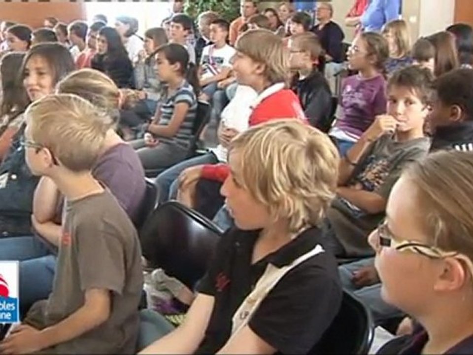 La remise de dictionnaires aux CM2