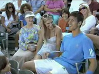 Golpe de tenis perfecto a camara lenta
