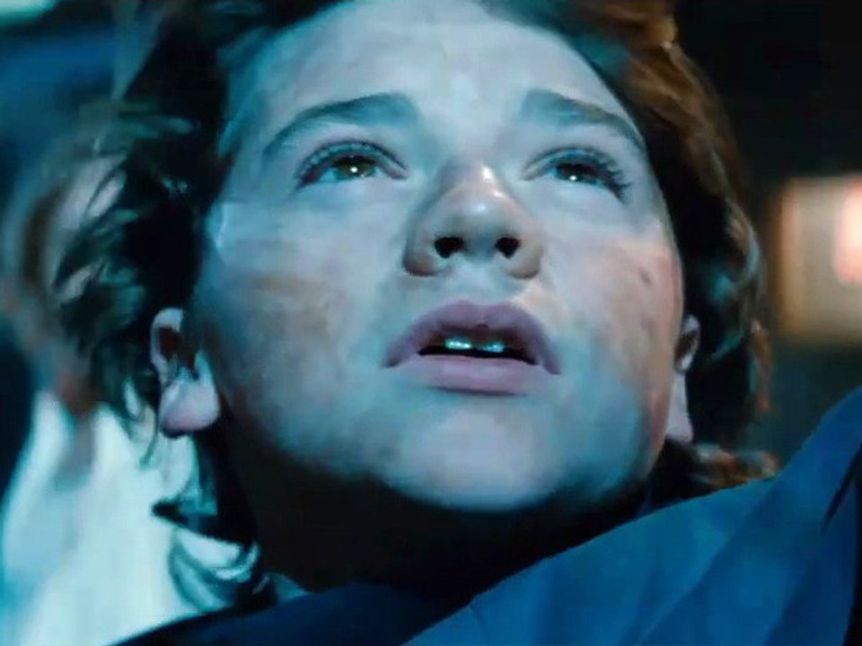 Super 8 - Trailer #1 [VO|HD]