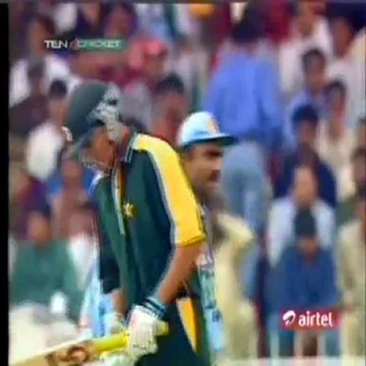 4th ODI Ind V Pak - 2000 - desipad.com - 1