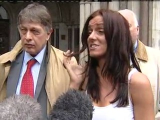 Woman jailed for ruining trial on Facebook