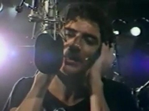 Charly Garcia -Promesas sobre el bidet