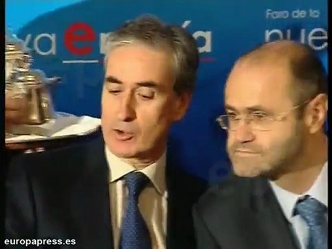 Jaúregui y Atienza valoran las tarifas eléctricas