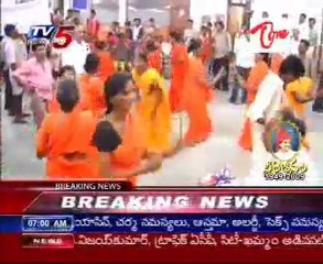 Jagan @ Visakhapatnam Rly Station,- Grand Welcome