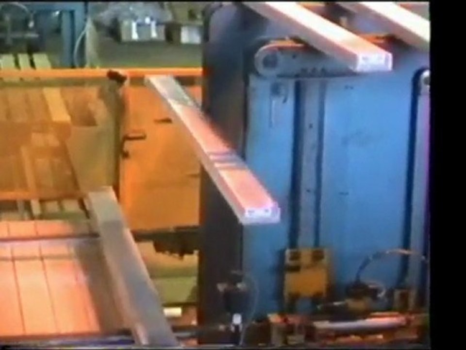 Timme Stapelautomaten GmbH - Stapeln von Paneelpaketen