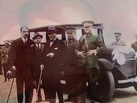Benzemez Kimse Sana Asrın Dev Lideri M.Kemal Atatürk Müzeyyen Senar & Tarkan