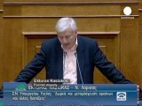 Grèce: Georges Papandréou appelle ses députés à...