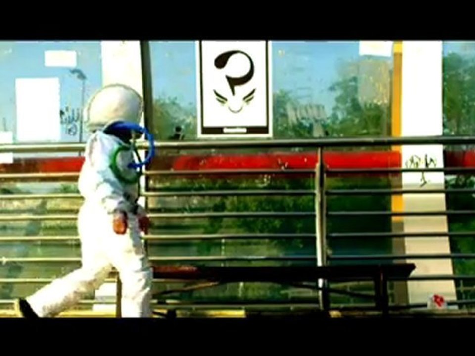 Guess Who feat.Demoga - Tot Mai Sus HD