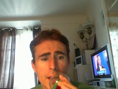 Wiwi égratigne petite soeur des rivières