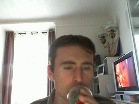 Wiwi égratigne laisse tomber tes problèmes