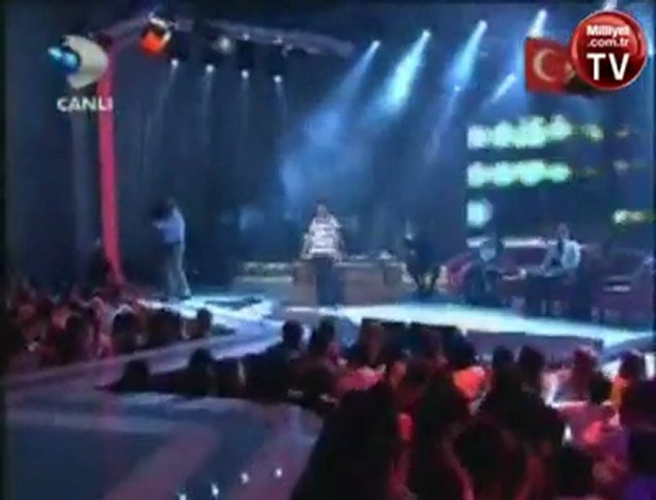 Beni Feys Listenden Cıkaramassın =)