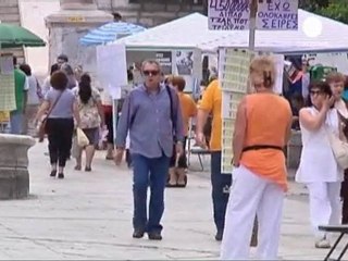 George Papandréou remanie son gouvernement et change...