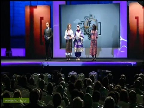 Türkçenin çocukları ayrımcılığa renk körü 9.Türkçe Olimpiyatları