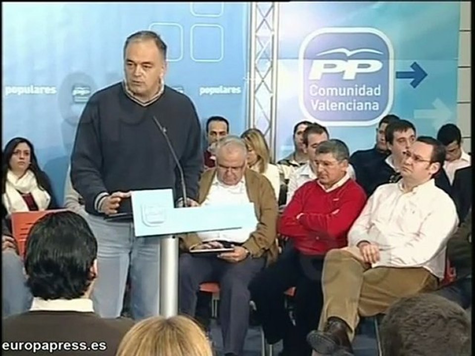 Pons cree que con Zapatero "vamos a la ruina económica"