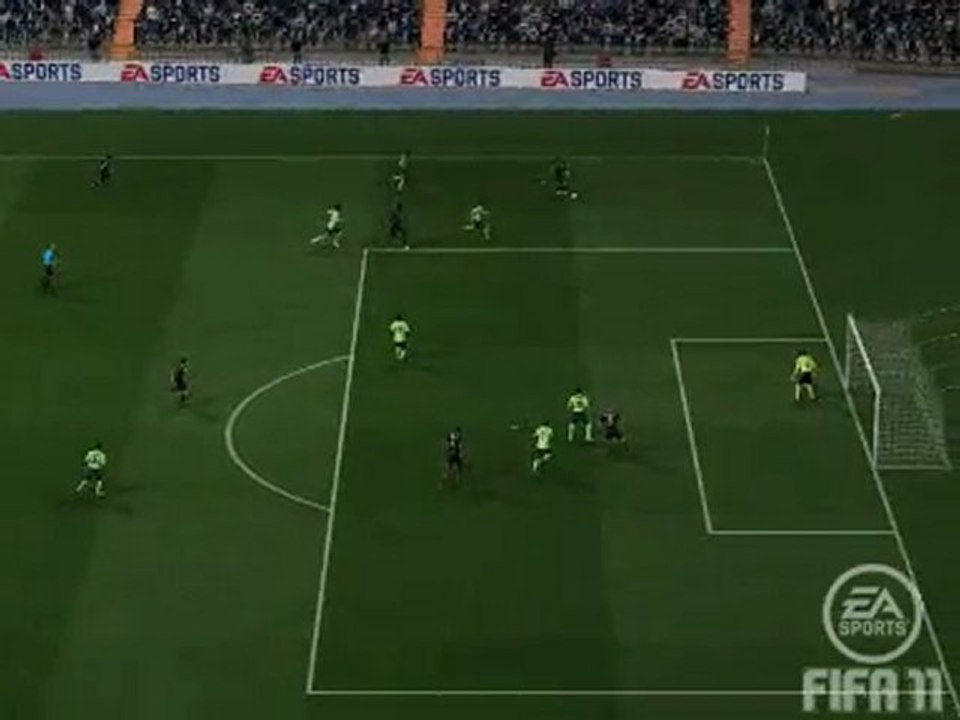 Jolie reprise de Xabi Alonso - Fifa 11.