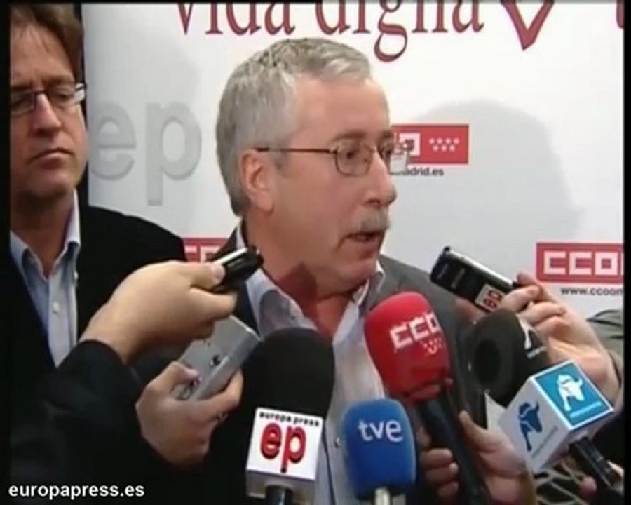 Toxo no descarta una futura huelga general