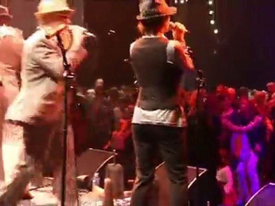 Finie la saison au Phénix ? Place au bal et à la saison 2011-2012 !