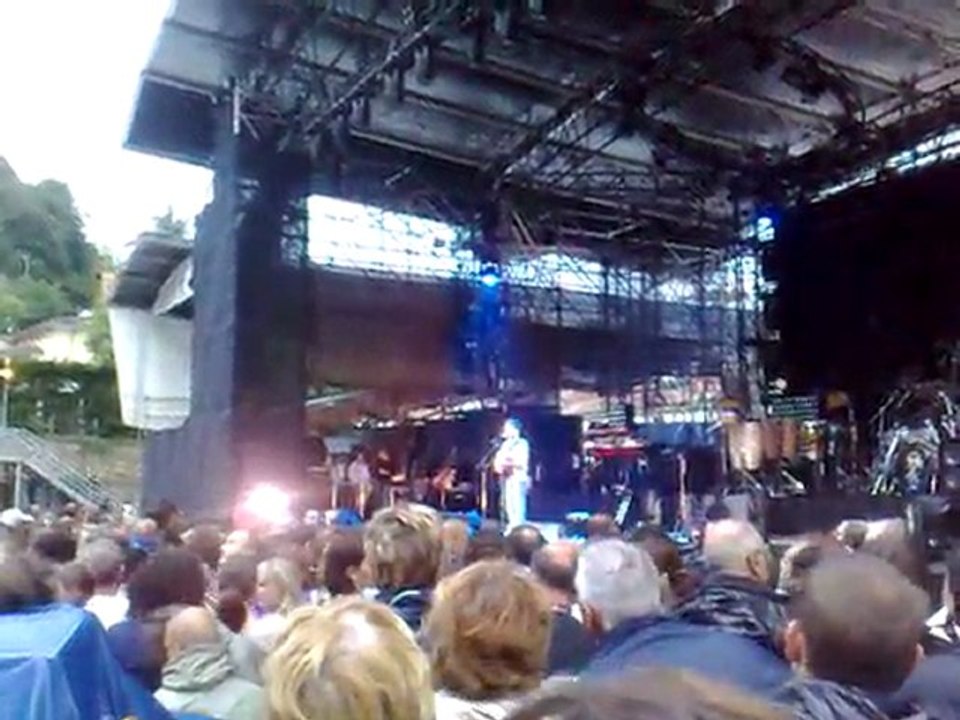 L'amour est laid Guillaume Grand Concert Vienne 17 juin 2011