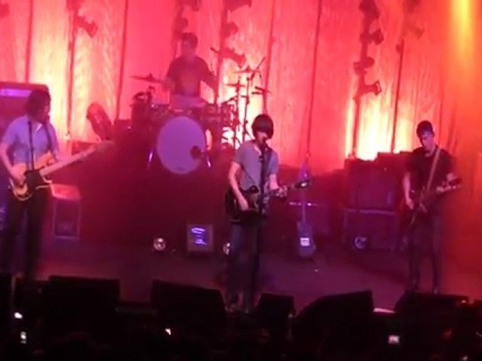 16 juin 2011 - (Arctic Monkeys - Reckless Serenade) à La Cigale, Paris