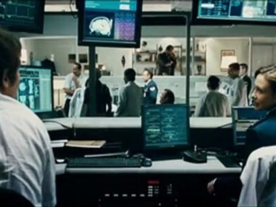 Source.Code.2011