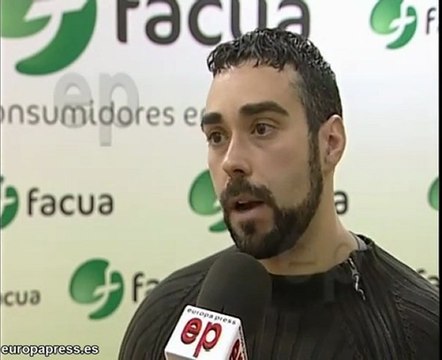 Facua critica que el Gobierno ceda ante las eléctricas y pie