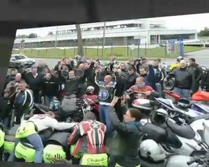 3 ème Clip Photo motard en colère Argentan 16 mai 2011