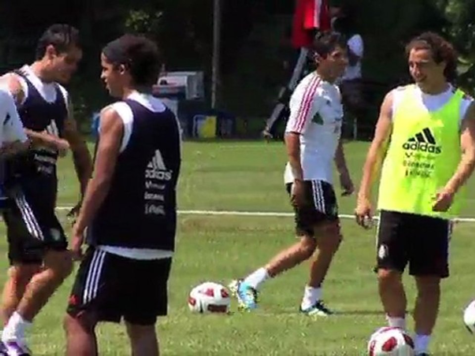 México entrena duro para la Copa América