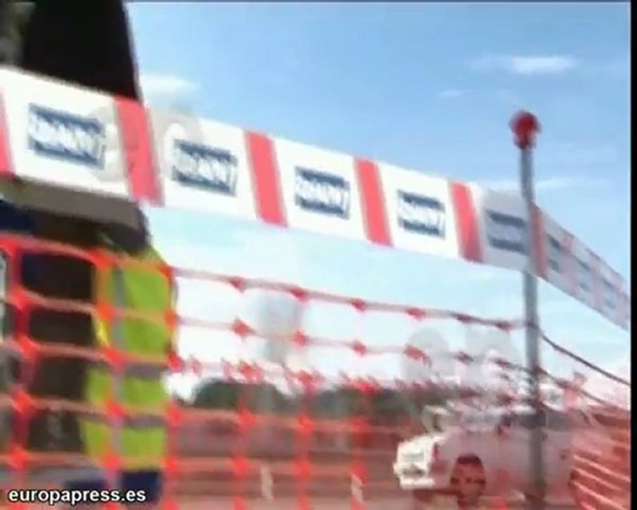 Aguirre asiste al inicio de las obras